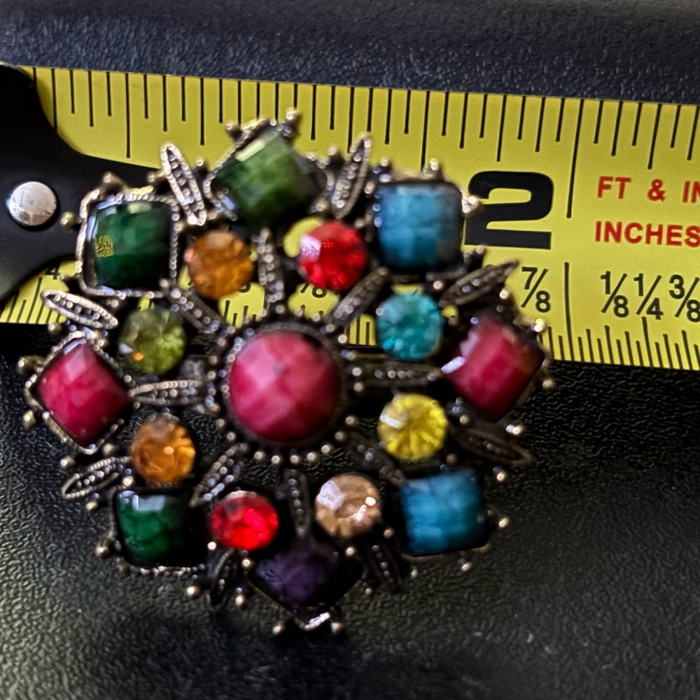 Red and Blue Gemstone Ring with Intricate Design (2 Rings) Adjustable size - Picture 5 of 8